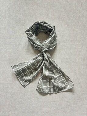 Liz Claiborne patterned grey silk scarf.